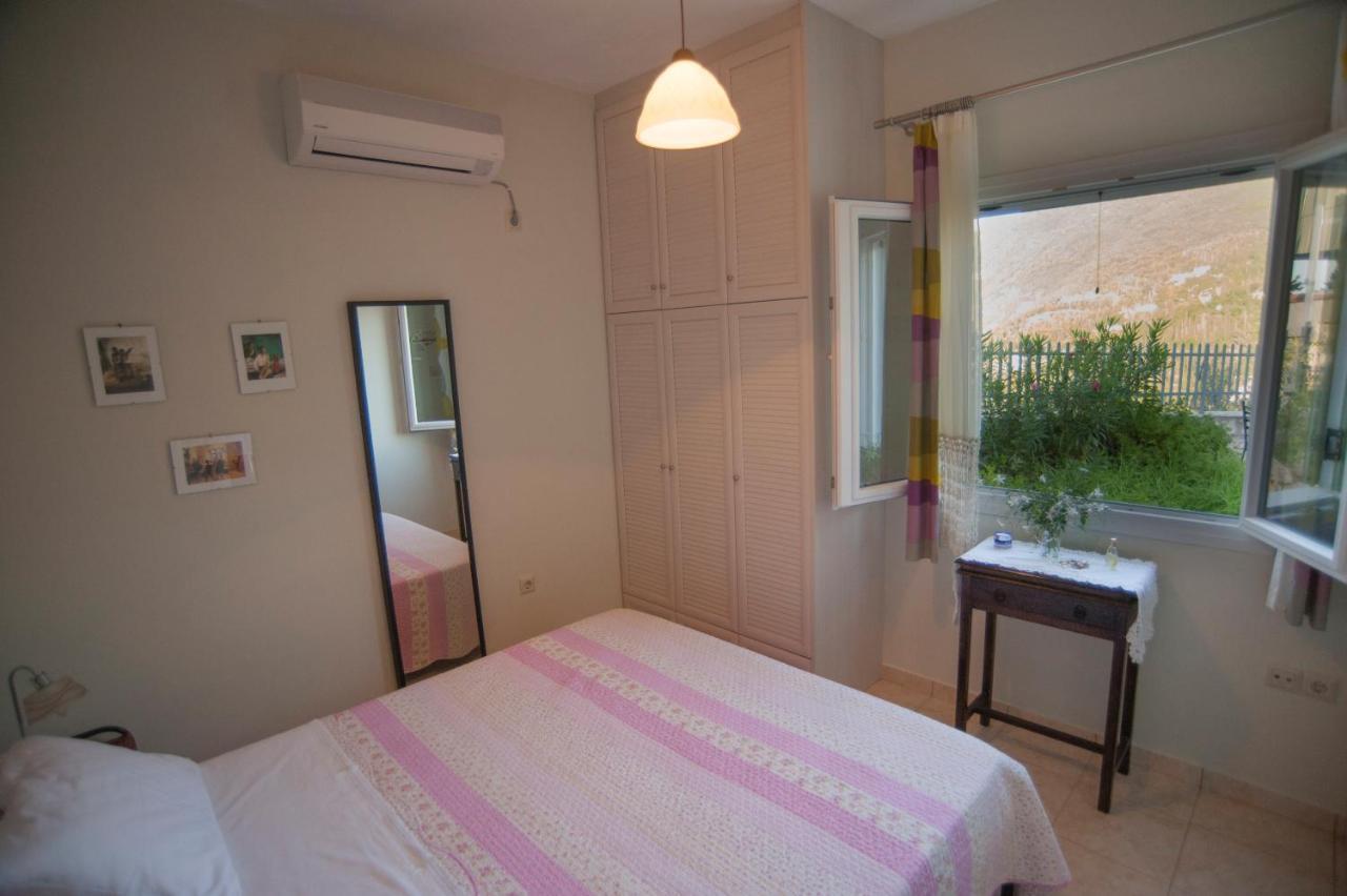 Vila Deep Blue-Apartment Selana Sea View Ayios Nikitas Bagian luar foto